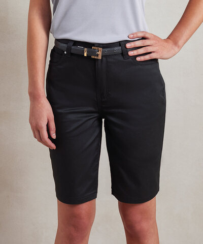 Women's performance chino shorts